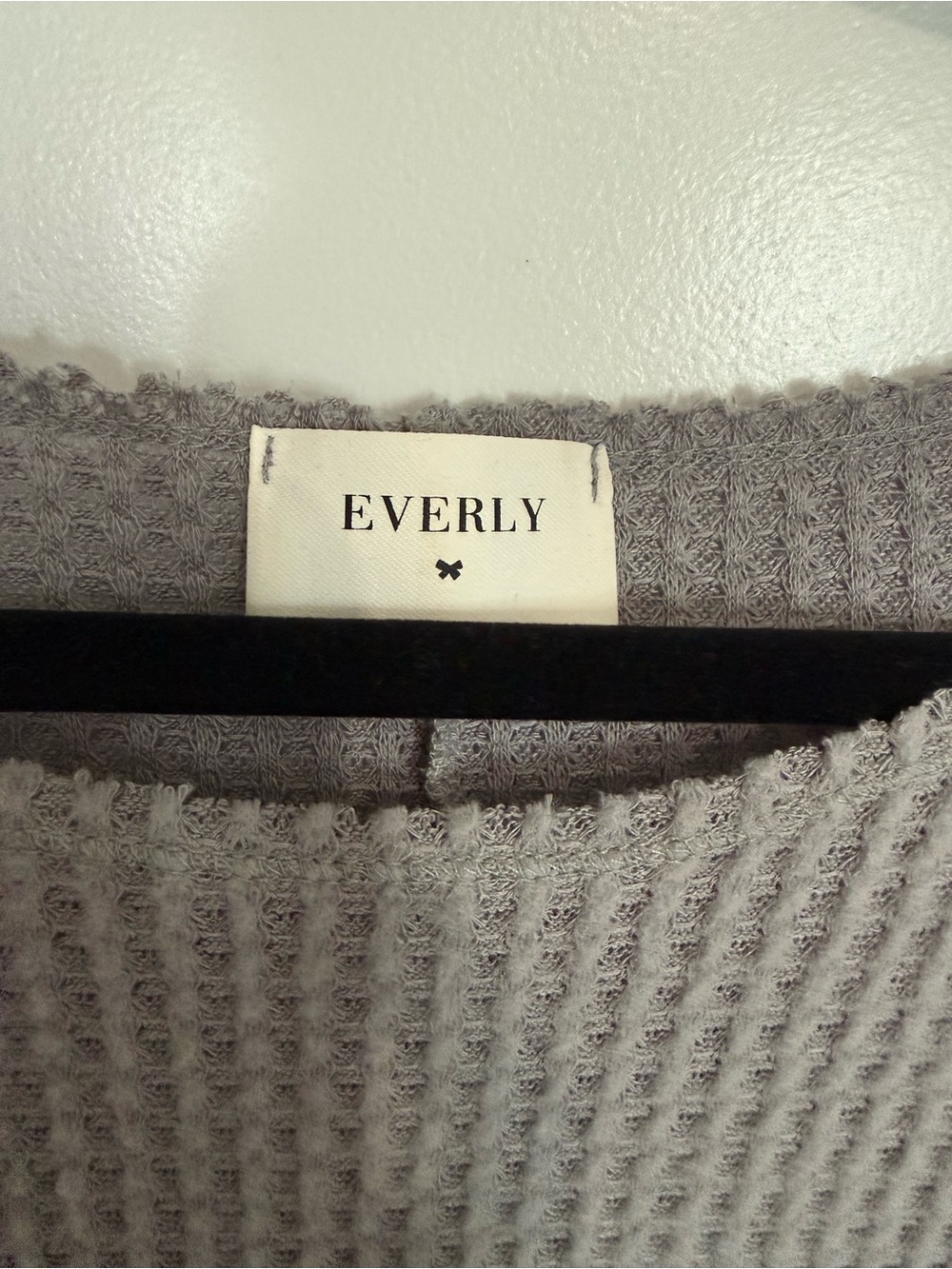 EVERLY Waffle Knit Long Sleeve Top-Md - Picture 2 of 4